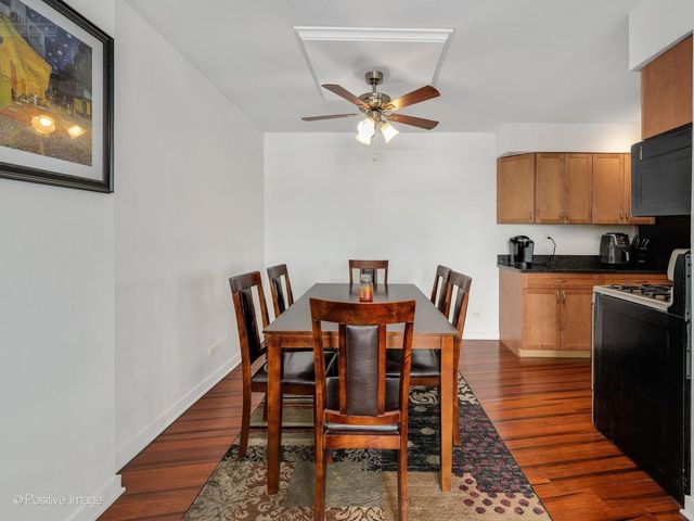 40 N Tower Road 5A, Oak Brook, IL 60523