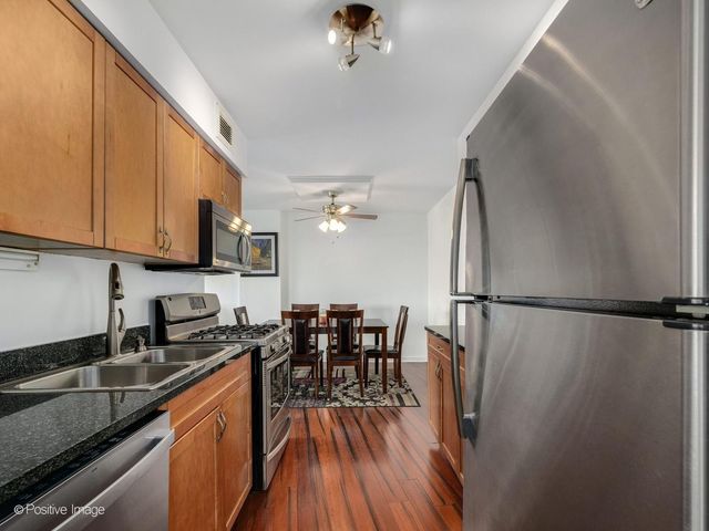 40 N Tower Road 5A, Oak Brook, IL 60523