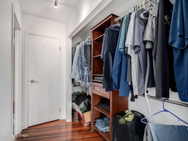 40 N Tower Road 5A, Oak Brook, IL 60523