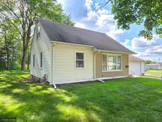 5607 Regent Avenue N, Crystal, MN 55429
