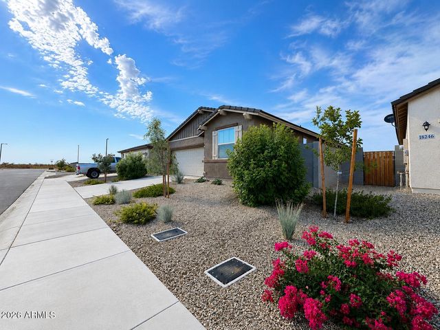 18252 W CIELO GRANDE Avenue, Surprise, AZ 85387
