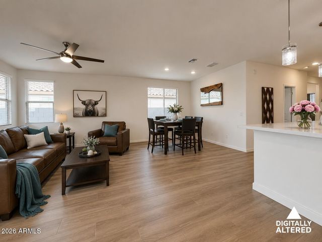 18252 W CIELO GRANDE Avenue, Surprise, AZ 85387