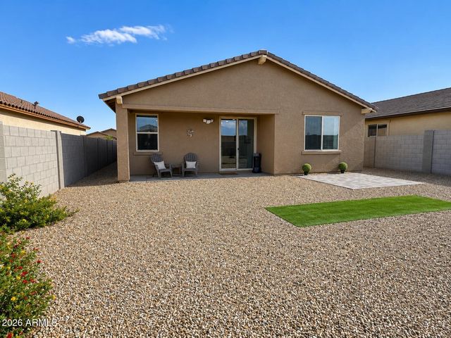 18252 W CIELO GRANDE Avenue, Surprise, AZ 85387