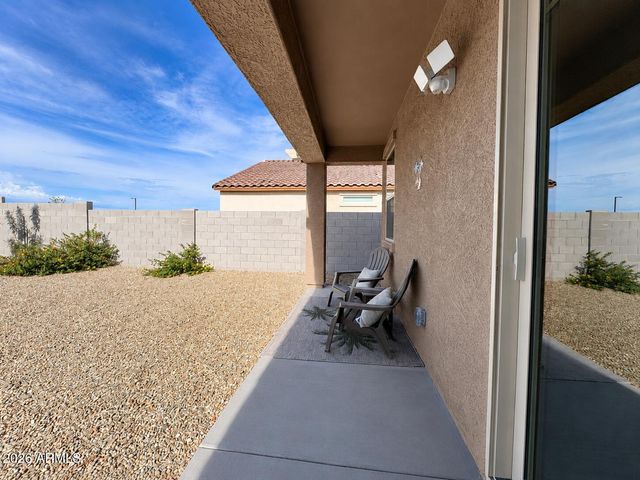 18252 W CIELO GRANDE Avenue, Surprise, AZ 85387