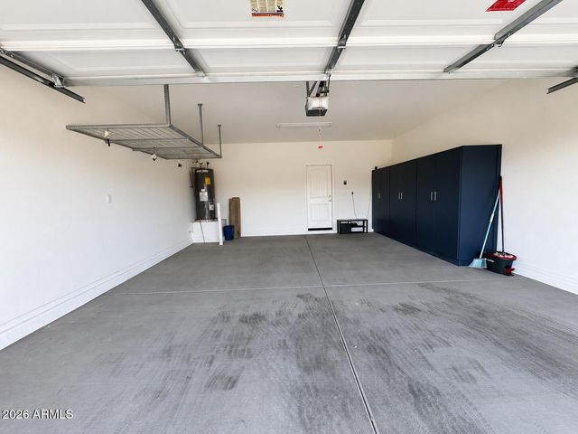 18252 W CIELO GRANDE Avenue, Surprise, AZ 85387