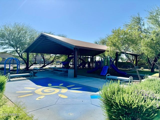 18252 W CIELO GRANDE Avenue, Surprise, AZ 85387