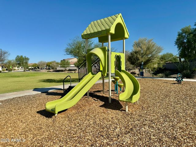 18252 W CIELO GRANDE Avenue, Surprise, AZ 85387