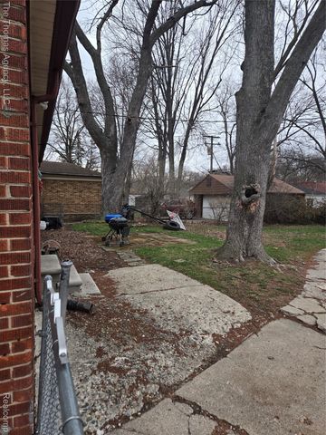 24220 Gardner Street, Oak Park, MI 48237