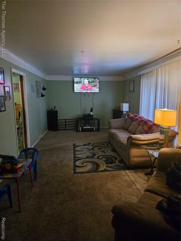 24220 Gardner Street, Oak Park, MI 48237