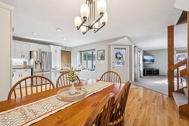 15630 W Ridge ROAD, New Berlin, WI 53151