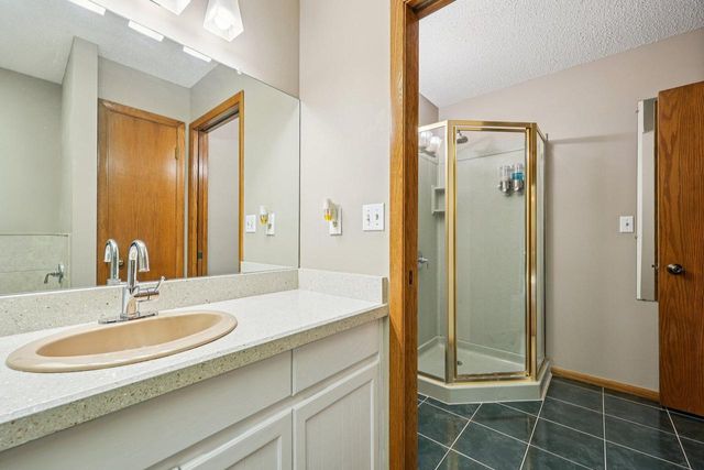 15630 W Ridge ROAD, New Berlin, WI 53151