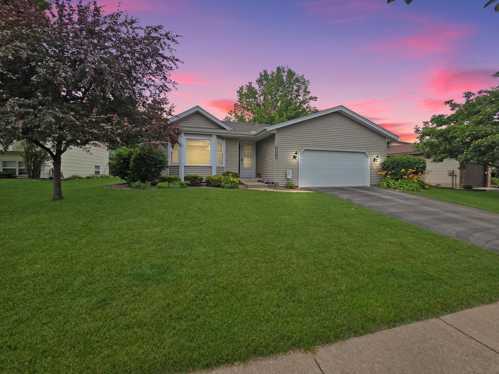 14579 Embry Path, Apple Valley, MN 55124 — photo 3