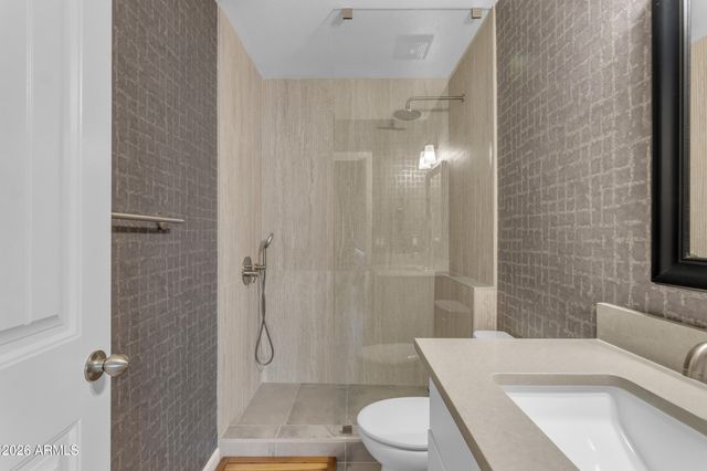 4126 N 44TH Place, Phoenix, AZ 85018