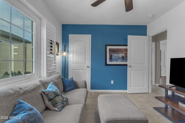 4126 N 44TH Place, Phoenix, AZ 85018