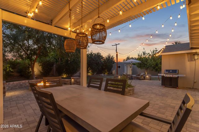 4126 N 44TH Place, Phoenix, AZ 85018