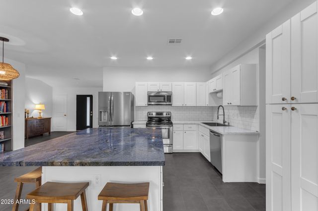 4126 N 44TH Place, Phoenix, AZ 85018