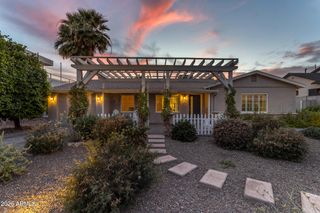 4126 N 44TH Place, Phoenix, AZ 85018