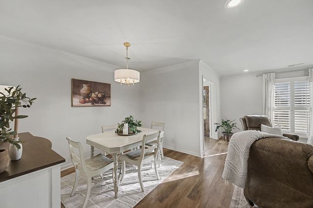 215 Plantation Ct, Nashville, TN 37221