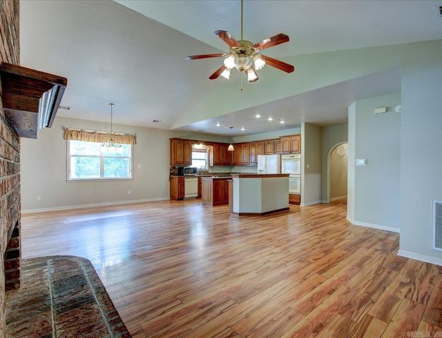 239 Scenic Drive, Hot Springs, AR 71913