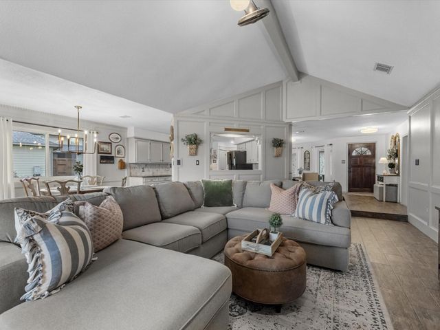 2159 Silver Moon Trail, Crosby, TX 77532