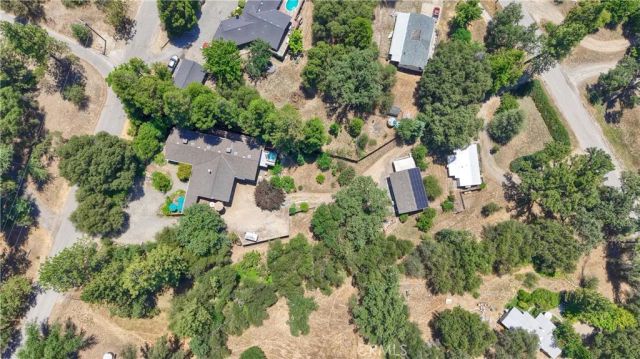 39670 Highview, Oakhurst, CA 93644