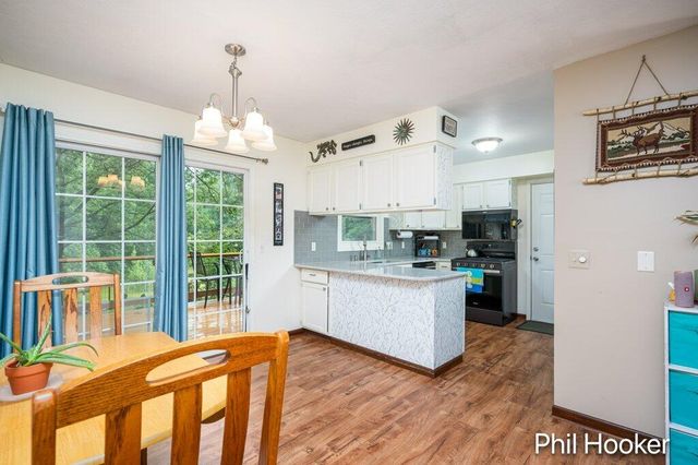 5797 Ivan Road, Saranac, MI 48881
