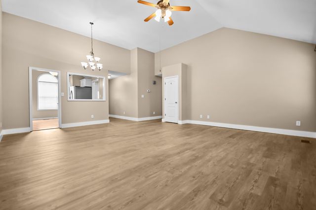 417 Chestnut Grove Way, Clarksville, TN 37042