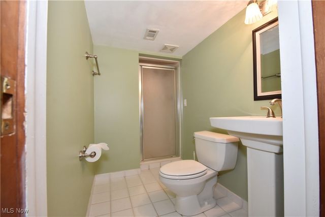 7070 Kral Drive, Walton Hills, OH 44146