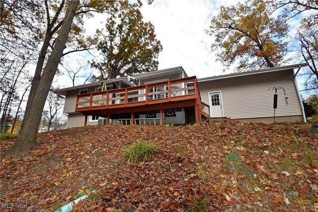 7070 Kral Drive, Walton Hills, OH 44146