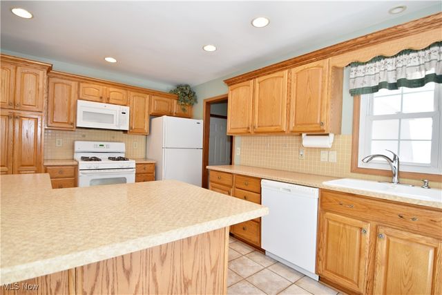 7070 Kral Drive, Walton Hills, OH 44146