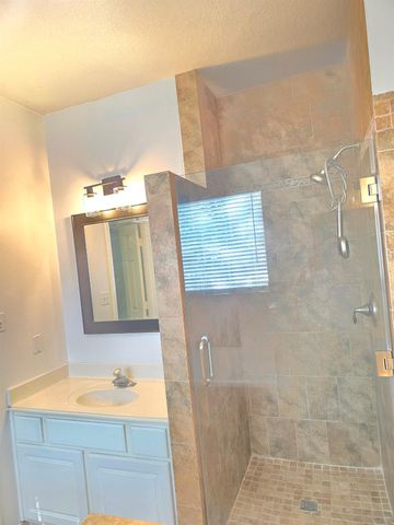 15003 Changing Oak Ridge Court, Houston, TX 77082