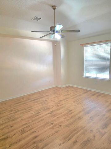 15003 Changing Oak Ridge Court, Houston, TX 77082