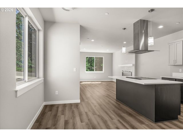 177 Nw MAWRCREST Ave, Gresham, OR 97030