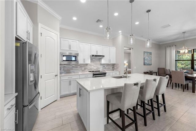 20513 Wilderness CT, Estero, FL 33928