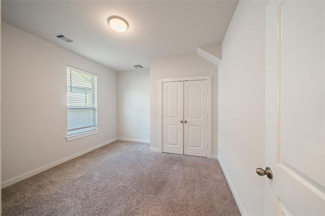 347 Great Hills Dr, Montgomery, TX 77316