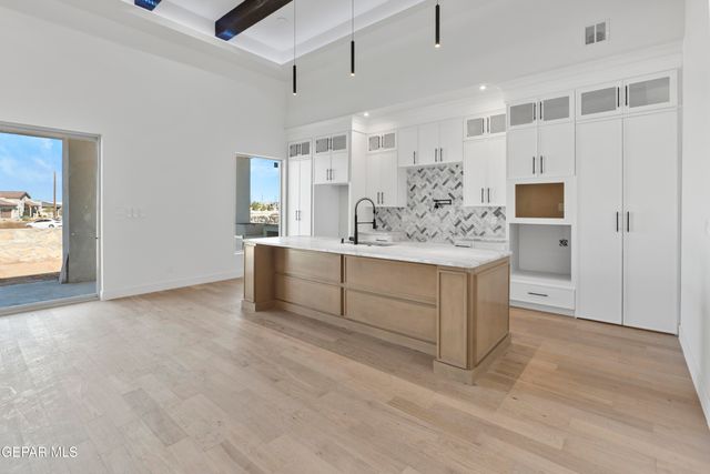 5659 RIO BONITO Circle, El Paso, TX 79932