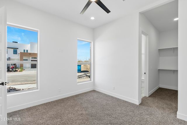 5659 RIO BONITO Circle, El Paso, TX 79932