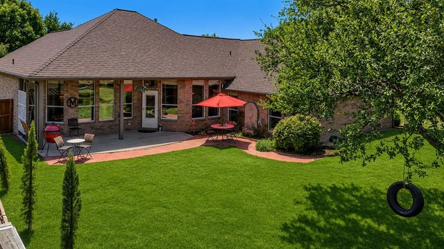 101 Indian Paint Drive, Justin, TX 76247
