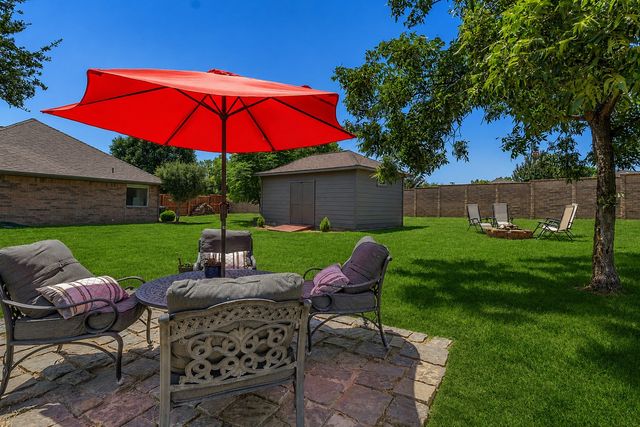 101 Indian Paint Drive, Justin, TX 76247