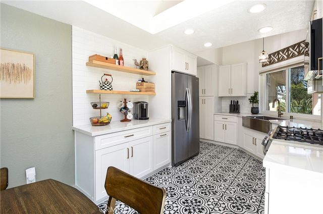 31569 Corte Salinas, Temecula, CA 92592