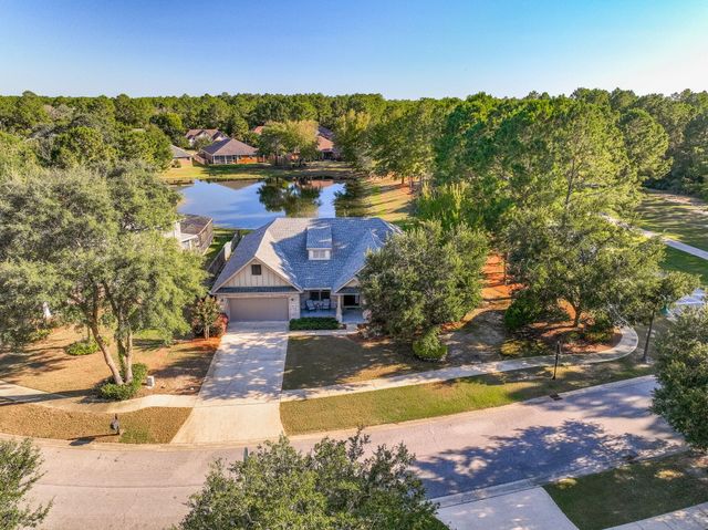 18 Canopy Cove, Freeport, FL 32439