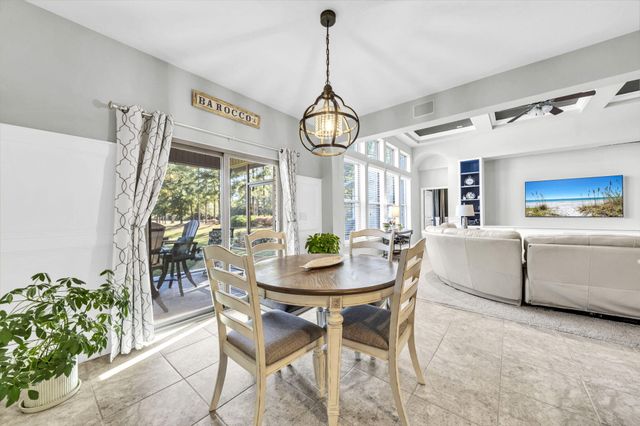 18 Canopy Cove, Freeport, FL 32439