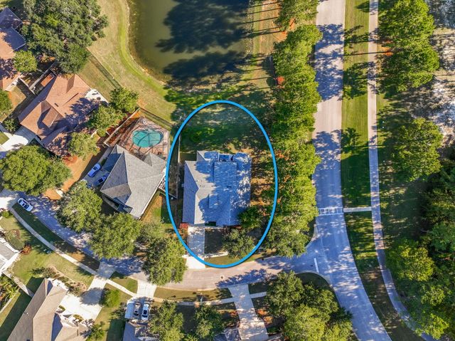 18 Canopy Cove, Freeport, FL 32439