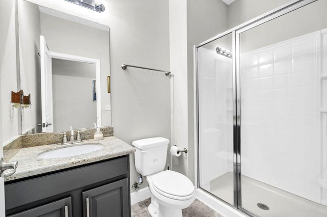 18 Canopy Cove, Freeport, FL 32439