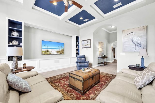 18 Canopy Cove, Freeport, FL 32439