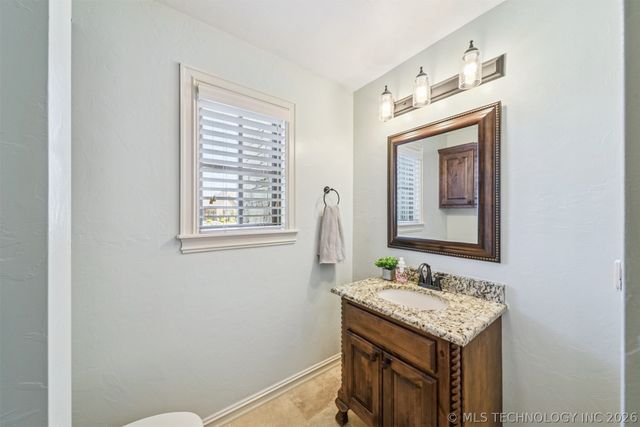 19736 E 69th Street North, Owasso, OK 74055