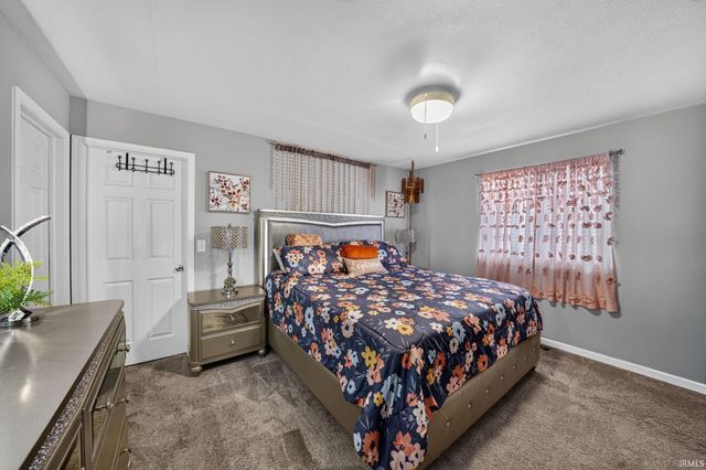 29895 Dallas Drive, Elkhart, IN 46514