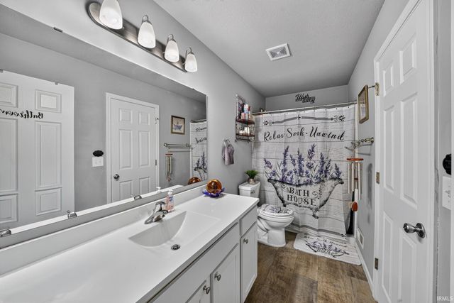 29895 Dallas Drive, Elkhart, IN 46514