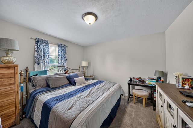 29895 Dallas Drive, Elkhart, IN 46514