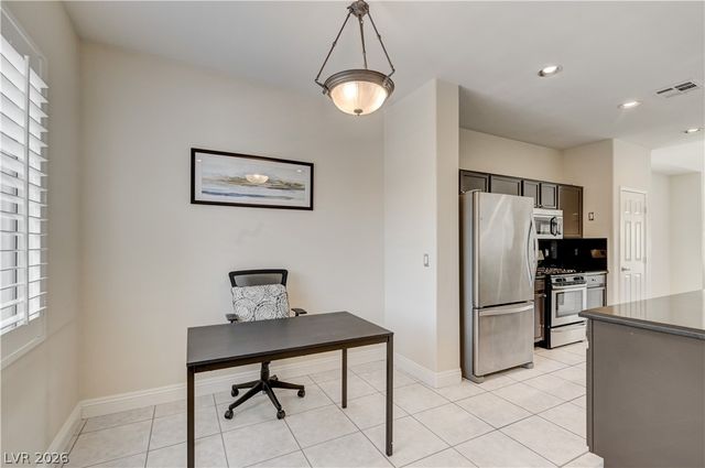 804 Peachy Canyon Circle 201, Las Vegas, NV 89144